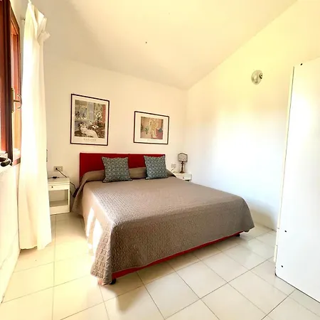 Villino Coda Cavallo Cala Paradiso Apartament *